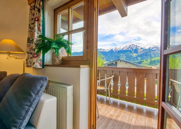 Select 4 - By Alpen アパート *